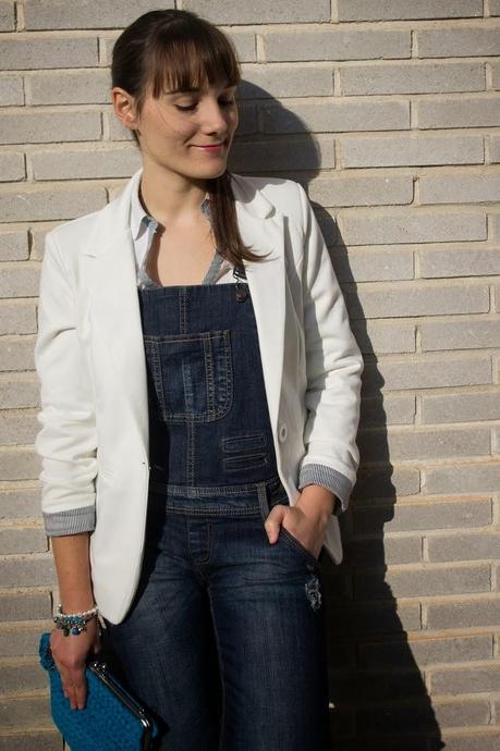 Peto vaquero, blanco y turquesa