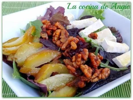 ENSALADA DE PERAS CARAMELIZADAS Y NUECES ESPECIADAS