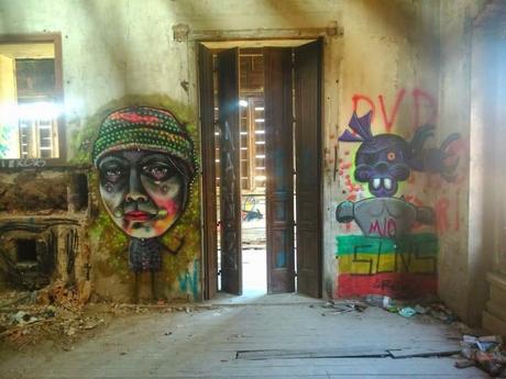 la casona abandonada de Arnao (graffiti art)