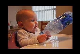 cuando un bebe puede tomar agua cuando un bebe puede tomar agua