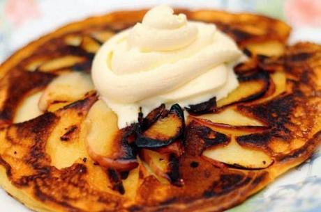 PANQUEQUES DE MANZANA
