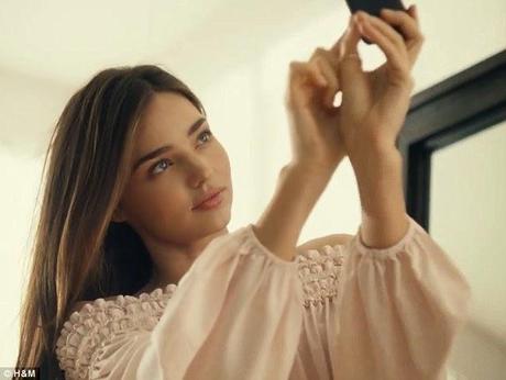 Tendencias para esta primavera con Miranda Kerr y H&M