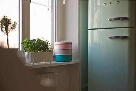 Estilo nórdico con una decoración en colores pastel y turquesa