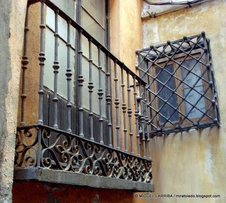 Muros que juegan al escondite