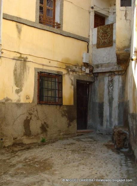 Muros que juegan al escondite