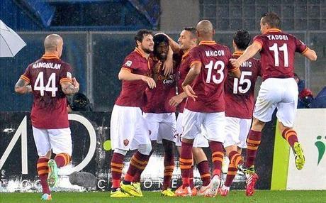 La Roma celebra la victoria ante Chievo Roma-Chievo