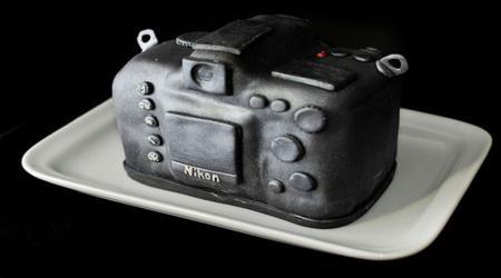 Una torta en honor de la Nikon D700