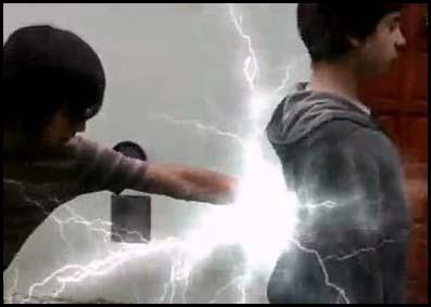 Cómo Crear Efectos de Película Usando After Effecs profesor diseño grafico, profesor diseño web, curso illustrator, curso photoshop, curso dreamweaver, diseno grafico, diseño web