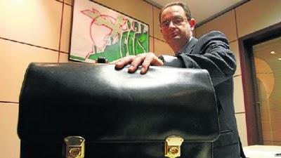 Eta irrumpe en el ojo del huracán.