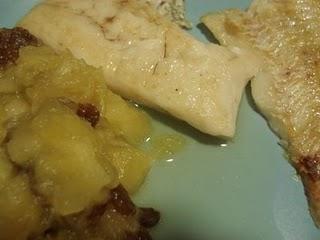 Merluza con manzanas y pasas