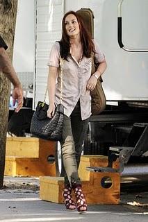 To die for...Leighton Meester on set!!!!!