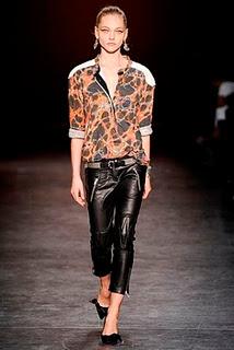 ¿Qué me pongo para una cena en un restaurante de moda en NY? Copia a Victoria Beckham