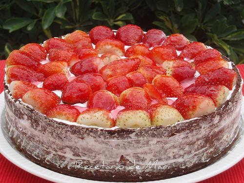 tarta de requesón y fresas