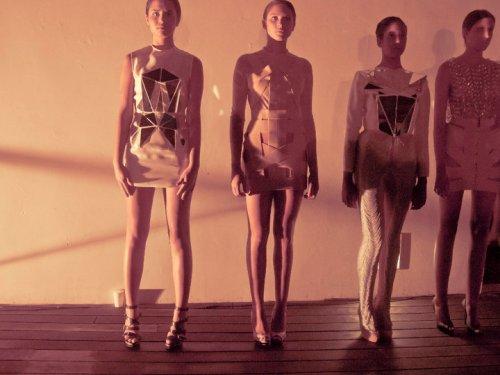 8 diseñadores revolucionan la ciudad: Genoma by llavoretes3