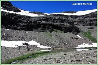 Lagunas de Sierra Nevada. Ecosistemas al borde del precipicio.