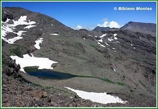 Lagunas de Sierra Nevada. Ecosistemas al borde del precipicio.