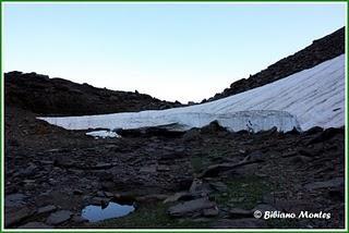 Lagunas de Sierra Nevada. Ecosistemas al borde del precipicio.