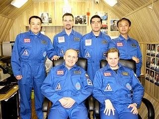 Los seis tripulantes de la misión Mars500