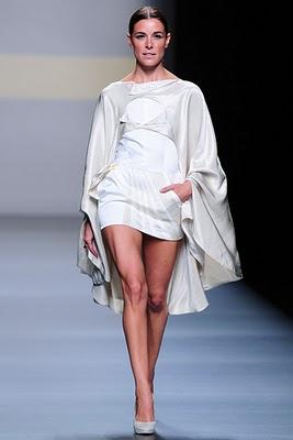 TOP CIBELES : SABADO DIA 18/9 ION FIZ - GUILLERMINA BAEZA - JUANA MARTIN