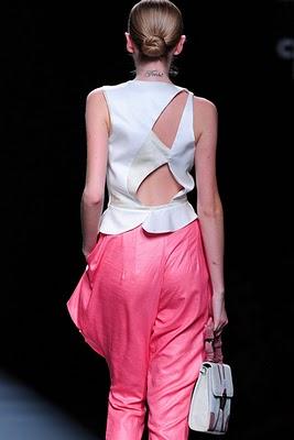 TOP CIBELES : SABADO DIA 18/9 ION FIZ - GUILLERMINA BAEZA - JUANA MARTIN