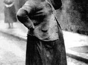 despertadores humanos. Antiguo oficio extinguido...