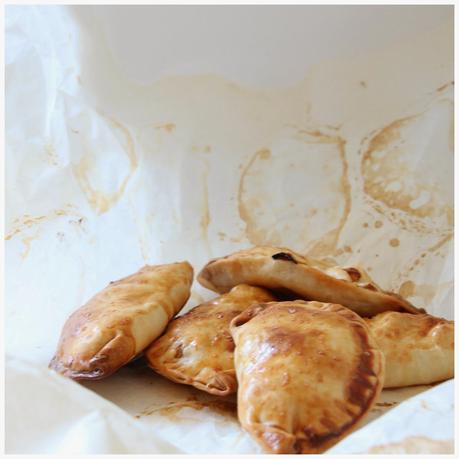 receta: empanadillas de puerros, setas y langostinos