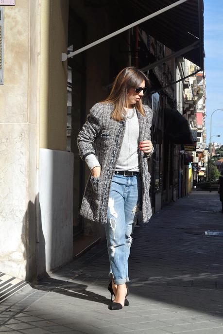 SPRING COAT FOR A SPRING SUNDAY.-