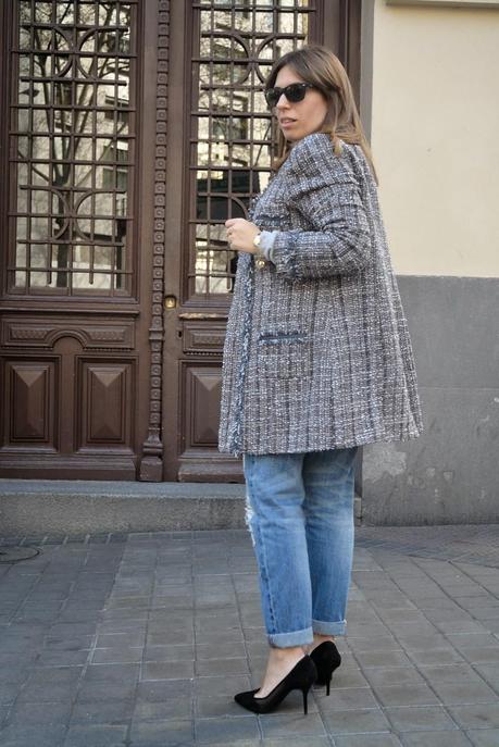 SPRING COAT FOR A SPRING SUNDAY.-