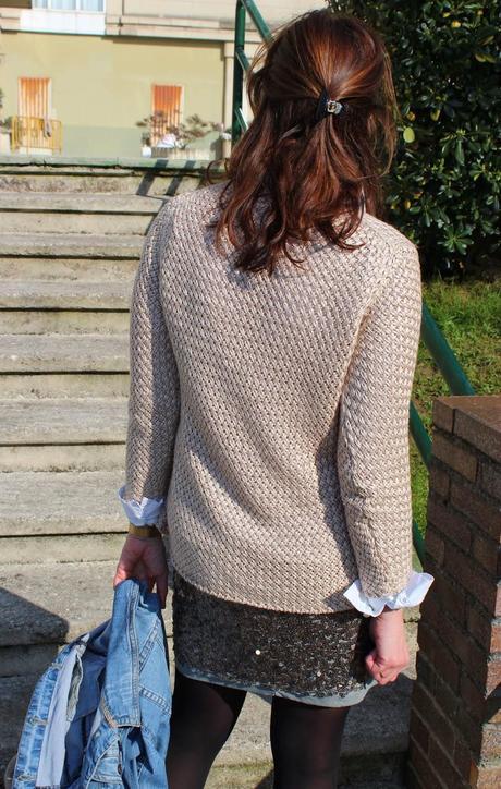 MIS LOOKS - FALDA DE PAILETTES CON CAZADORA VAQUERA