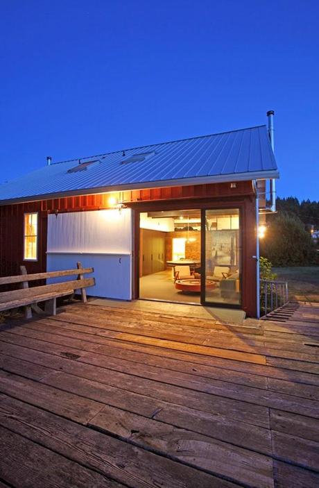 Casa Rustica, Remodelacion de una Estacion de Botes