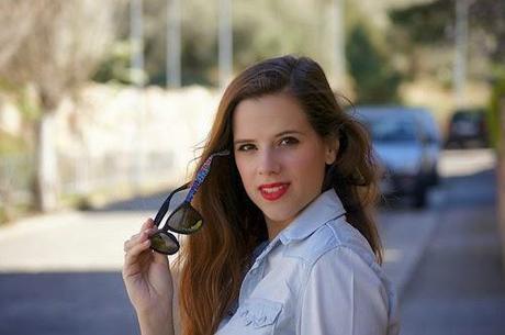 Silvia Silvins con gafas de sol 41 eyewear GAFAS DE SOL 41 EYEWEAR