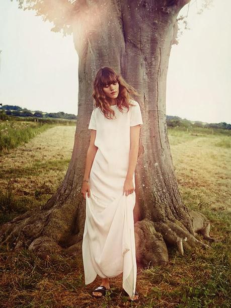 Freja Beha Erichsen fotografiada por Cass Bird para Vogue, Uk, enero