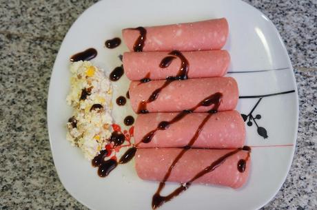 ROLLITOS DE MORTADELA