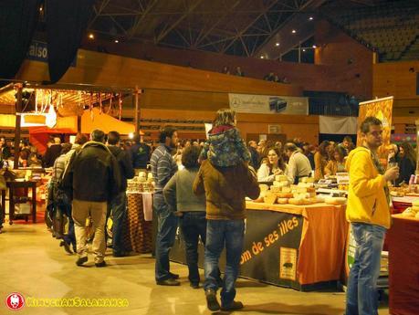 Feria de la cerveza artesana y el queso/自家製ビール・チーズ祭り
