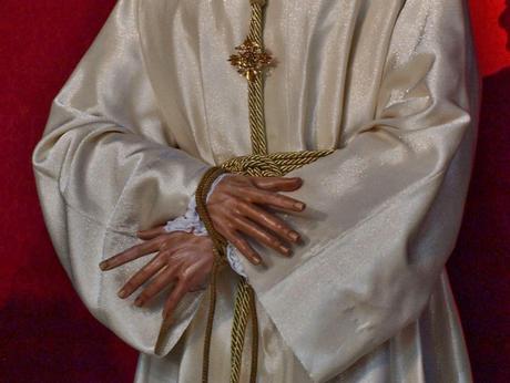 El Besapiés del Cristo de la Paz, del Carmen Doloroso.