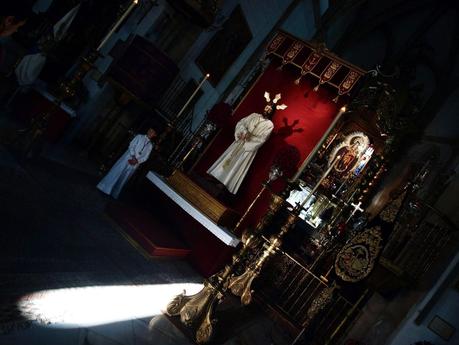 El Besapiés del Cristo de la Paz, del Carmen Doloroso.