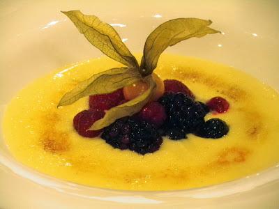 Crema Inglesa con frutas del bosque