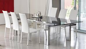 Lindos comedores con sillas blancas