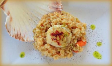 Arroz Meloso con Vieiras y Alma de Caviar Riofrío.