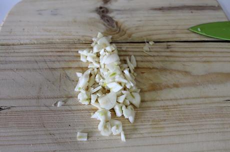 Revuelto de gírgolas y gambas (paso a paso)