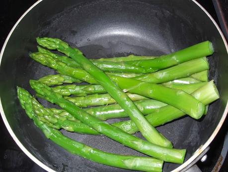 REVUELTO DE ESPÁRRAGOS TRIGUEROS