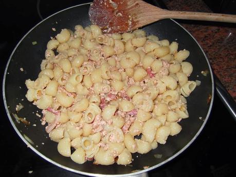 PASTA CON MOUSSE DE PATO