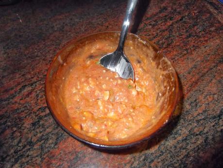 PIZZA DE SALMÓN CON BORDE DE QUESO