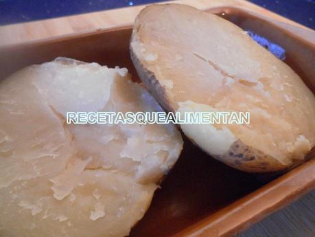 PATATAS ASADAS EN MICROONDAS