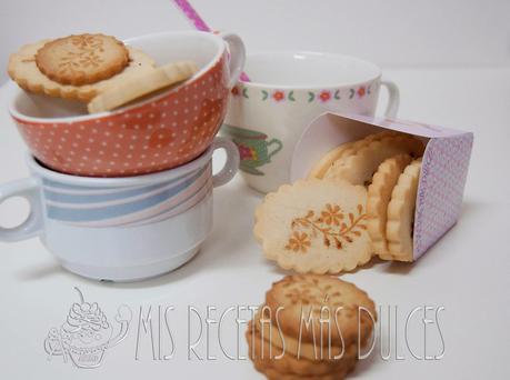 GALLETAS DE CANELA DECORADAS CON PLANTILLA