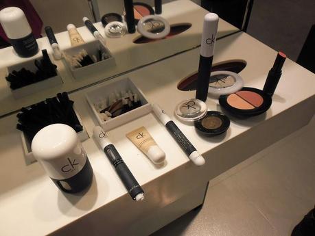 Los productos de maquillaje de CALVIN KLEIN “CK One Color” – un nuevo proyecto de TRND