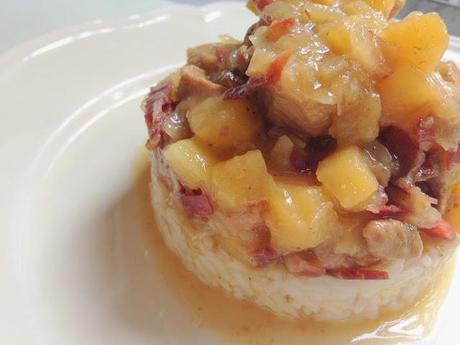 Magro de Cerdo Encebollado con Manzanas.