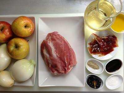 Magro de Cerdo Encebollado con Manzanas.