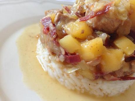 Magro de Cerdo Encebollado con Manzanas.