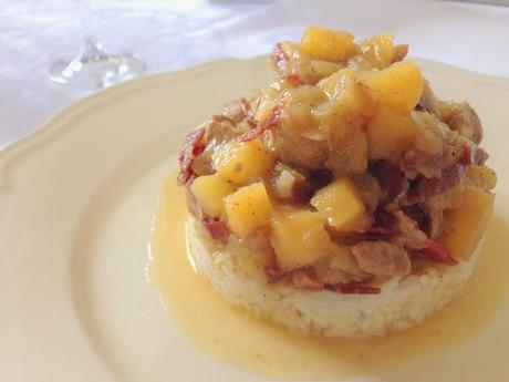 Magro de Cerdo Encebollado con Manzanas.